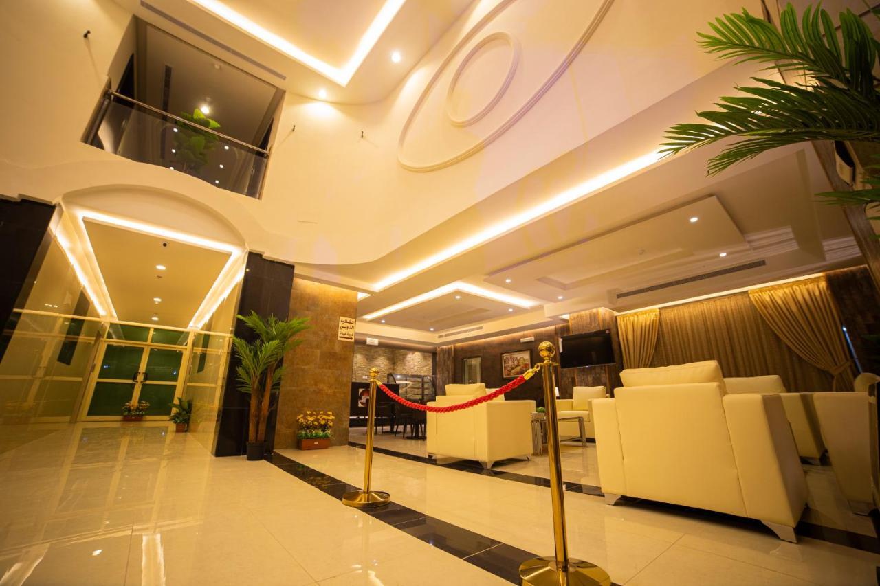 مبيت التحلية للشقق المخدومة تشغيل و إدارة الماسية الأولى Jeddah Exterior photo