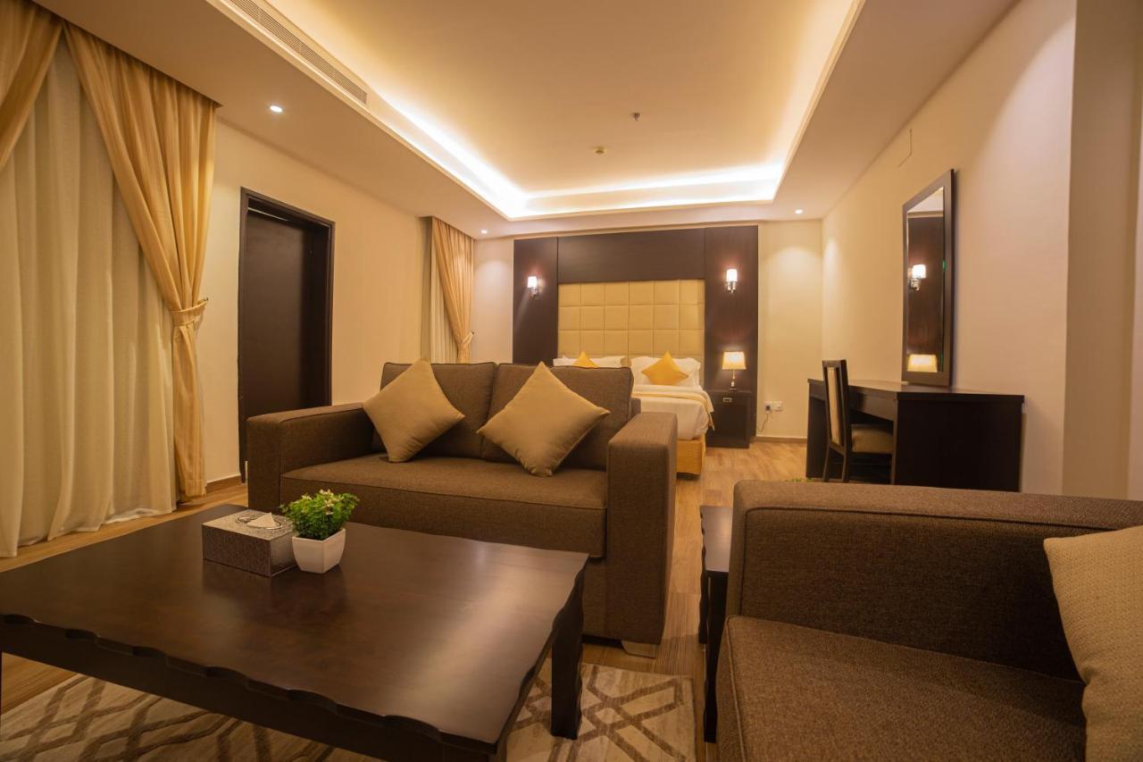 مبيت التحلية للشقق المخدومة تشغيل و إدارة الماسية الأولى Jeddah Exterior photo